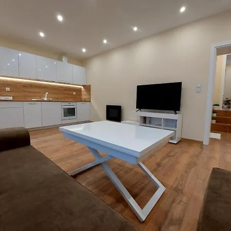 релакс 2 * 希萨里亚